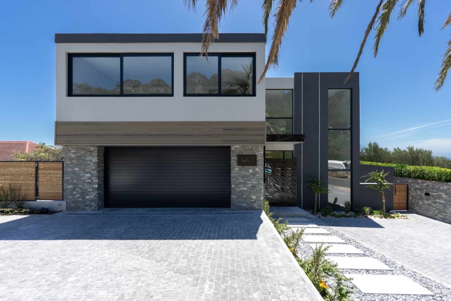 5 Bedroom Property for Sale in Camps Bay Western Cape